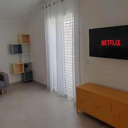 Eco Mediterraneo דירה