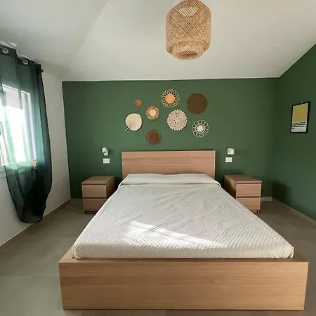 Eco Mediterraneo דירה